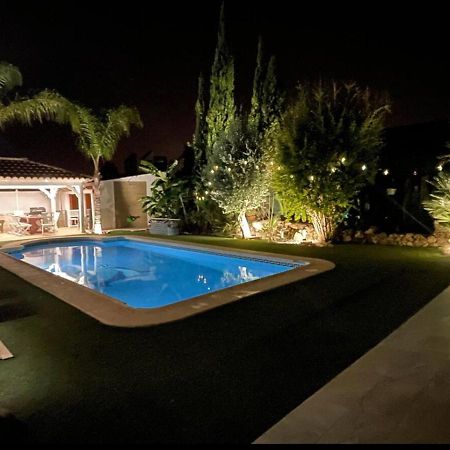 Suite Privada Frente A La Piscina Para 2 Personas Con Sofa Cama Para 2 Mas 4P No Es Casa Completa San Vicente Raspeig Extérieur photo