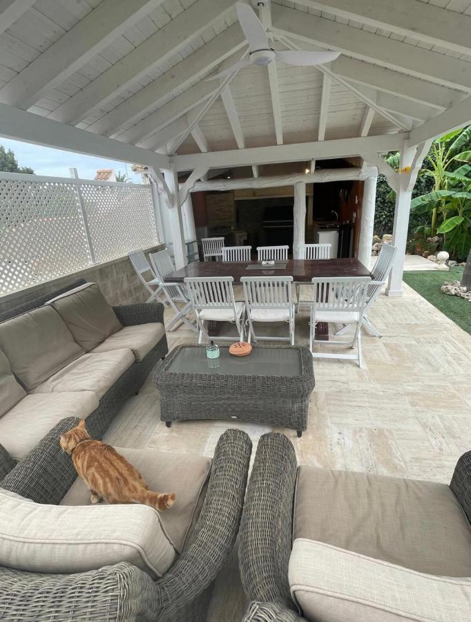 Suite Privada Frente A La Piscina Para 2 Personas Con Sofa Cama Para 2 Mas 4P No Es Casa Completa San Vicente Raspeig Extérieur photo